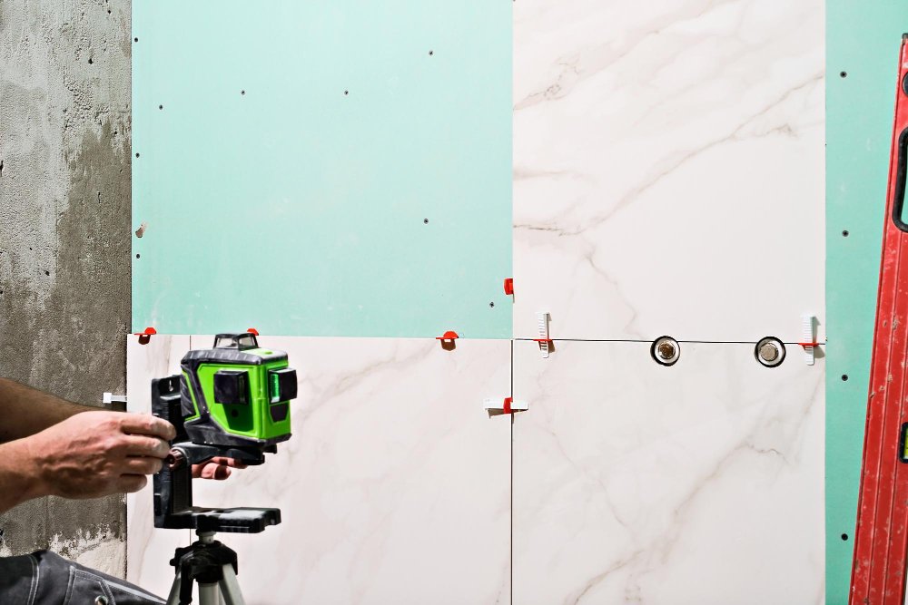 تركيب البلاط والرخام